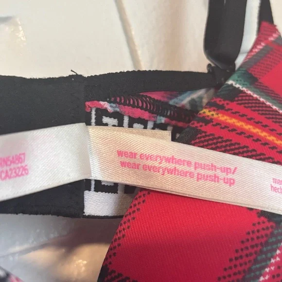 PINK Victoria’s Secret Red & Black Plaid Push-Up Bra - Picture 7 of 12